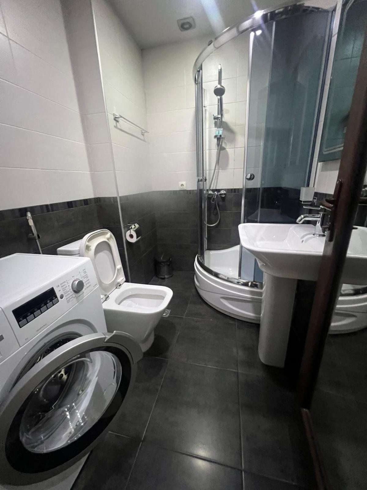 Seaview Panoramic Apartments Orbi Sea Towers Batumi Zewnętrze zdjęcie