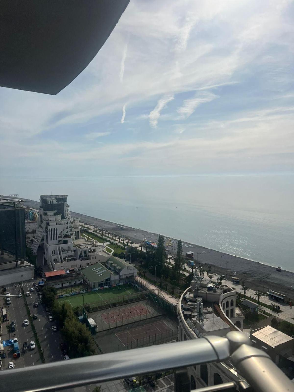 Seaview Panoramic Apartments Orbi Sea Towers Batumi Zewnętrze zdjęcie