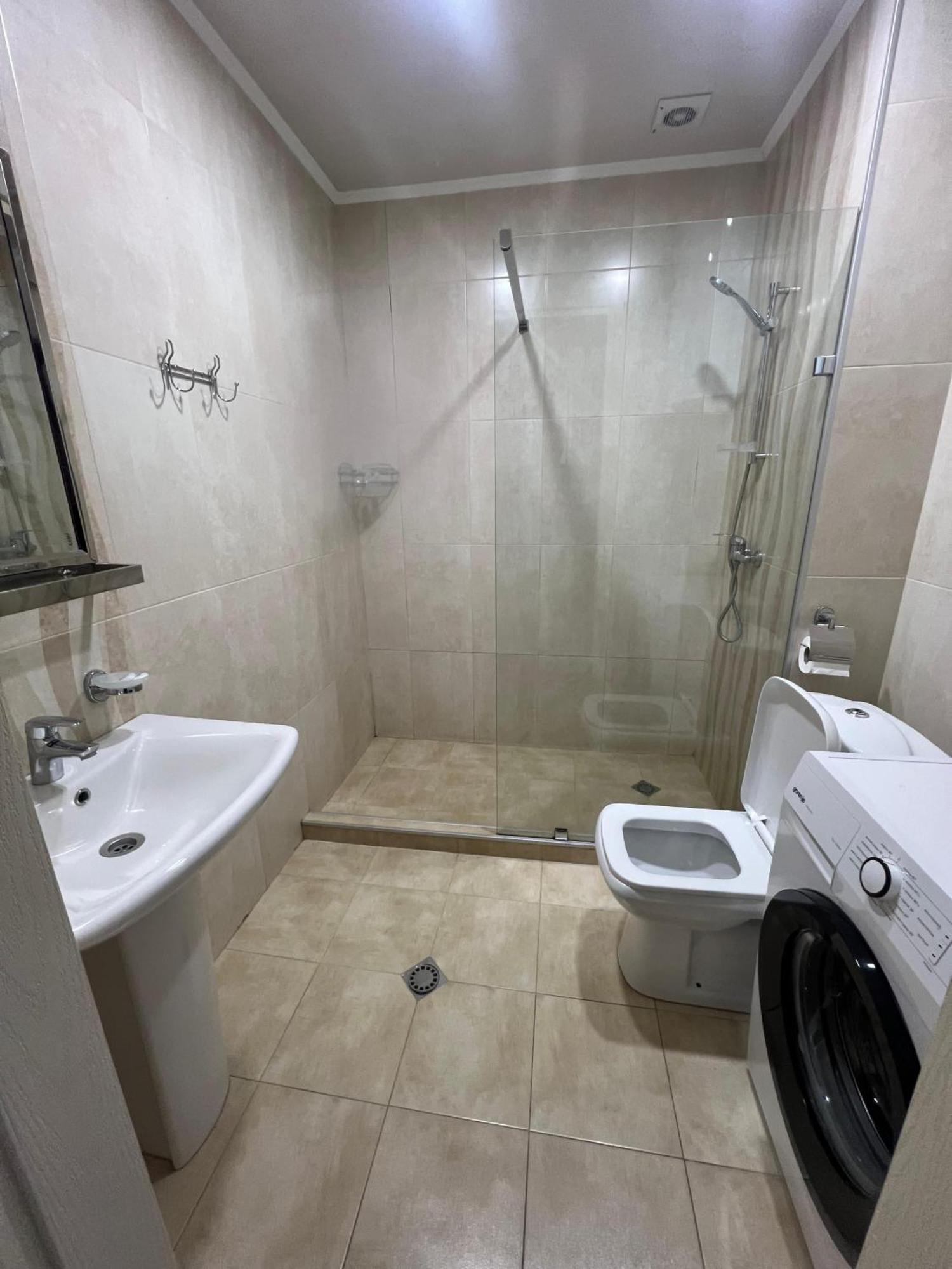 Seaview Panoramic Apartments Orbi Sea Towers Batumi Zewnętrze zdjęcie